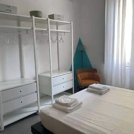 Just Like Home In Bocconi Milan Exterior photo
